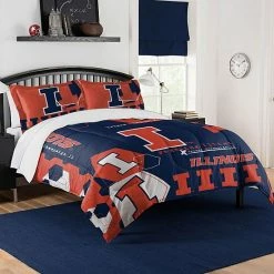 The Northwest Illinois Fighting Illini Full/Queen Comforter Set With Shams