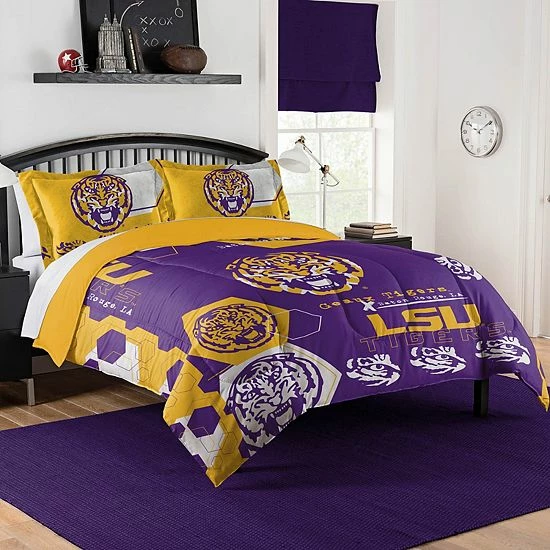 The Northwest LSU Tigers Full/Queen Comforter Set With Shams